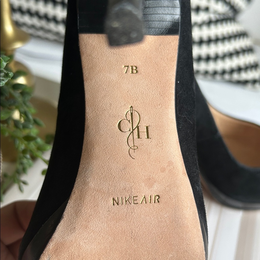 Sexy Cole Haan Black Suede Pumps Size 7 - Picture 4 of 7